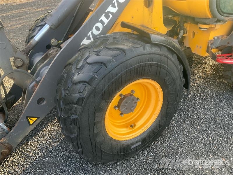 Volvo L25F Wheel Loader Kolesni nakladalci