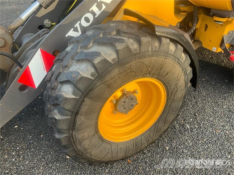 Volvo L25F Wheel Loader Kolesni nakladalci