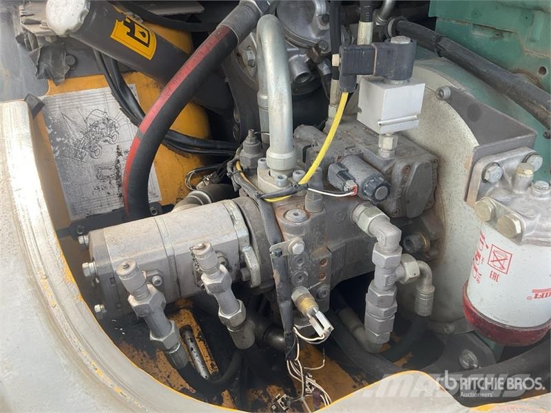 Volvo L25F Wheel Loader 輪胎式裝載機