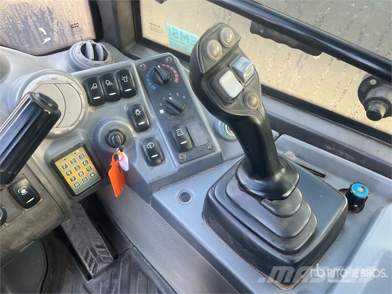Volvo L25F Wheel Loader Kolesni nakladalci