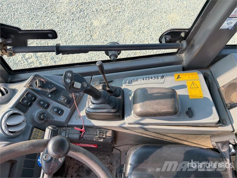Volvo L25F Wheel Loader Tekerlekli yükleyiciler