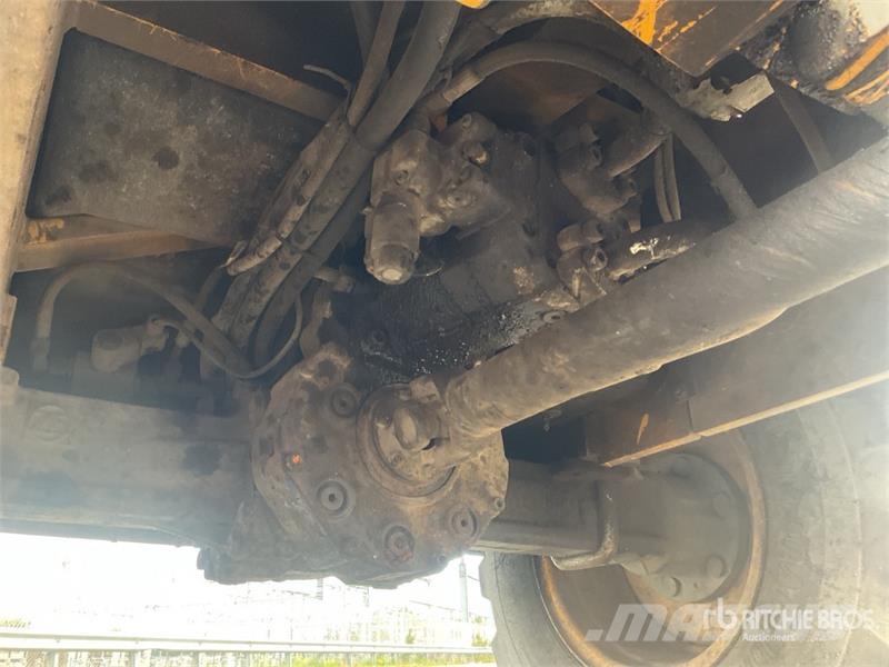 Volvo L25F Wheel Loader 輪胎式裝載機