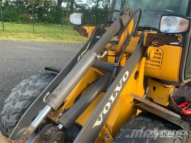 Volvo L25F Wheel Loader Kolesni nakladalci
