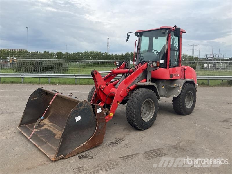 Volvo L30 Wheel Loader Kolové nakladače