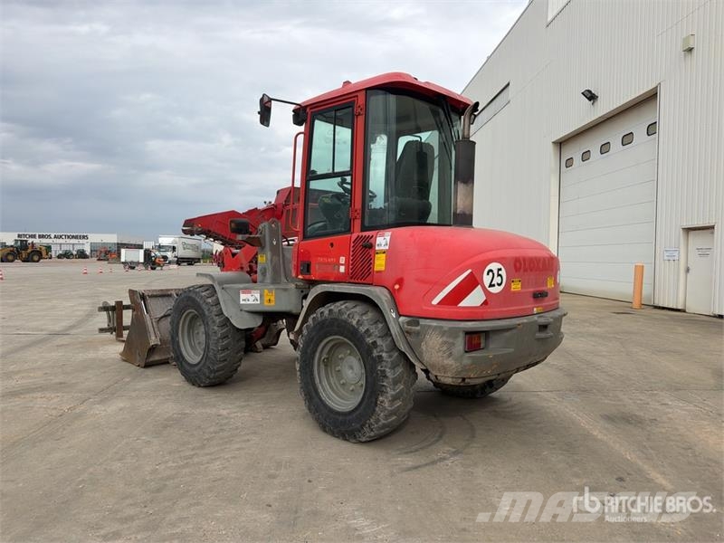 Volvo L30B-Z/X Chargeuse Sur Pneus Wheel Loader 輪胎式裝載機