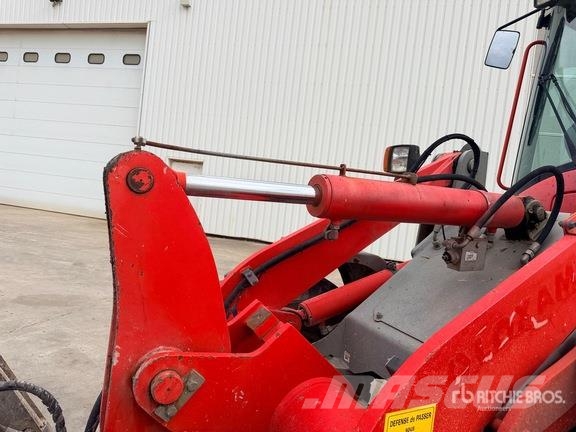Volvo L30B-Z/X Chargeuse Sur Pneus Wheel Loader 輪胎式裝載機
