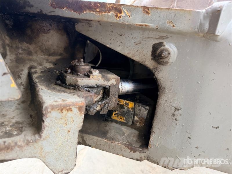 Volvo L30B-Z/X Chargeuse Sur Pneus Wheel Loader 輪胎式裝載機