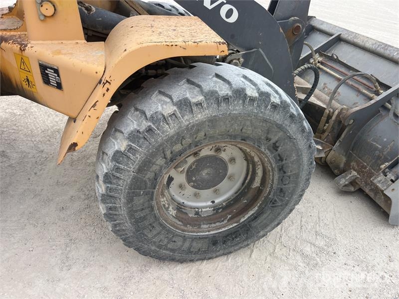 Volvo L30B-Z/X Chargeuse Sur Pneus Wheel Loader Chargeuse sur pneus