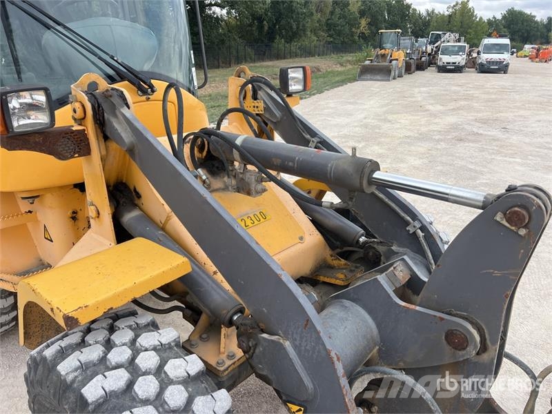 Volvo L30B-Z/X Chargeuse Sur Pneus Wheel Loader Chargeuse sur pneus