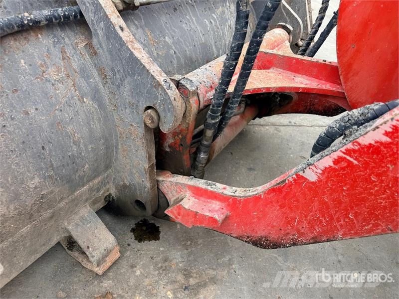 Volvo L30B-Z/X Chargeuse Sur Pneus Wheel Loader 輪胎式裝載機