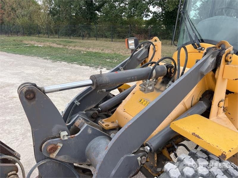 Volvo L30B-Z/X Chargeuse Sur Pneus Wheel Loader Chargeuse sur pneus