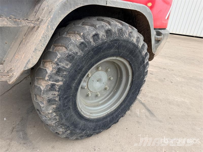 Volvo L30B-Z/X Chargeuse Sur Pneus Wheel Loader 輪胎式裝載機