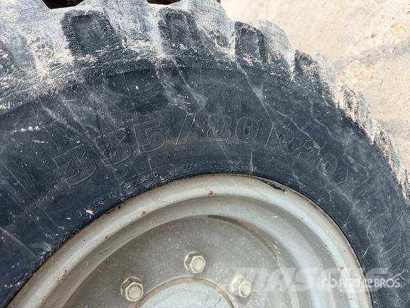 Volvo L30B-Z/X Chargeuse Sur Pneus Wheel Loader 輪胎式裝載機