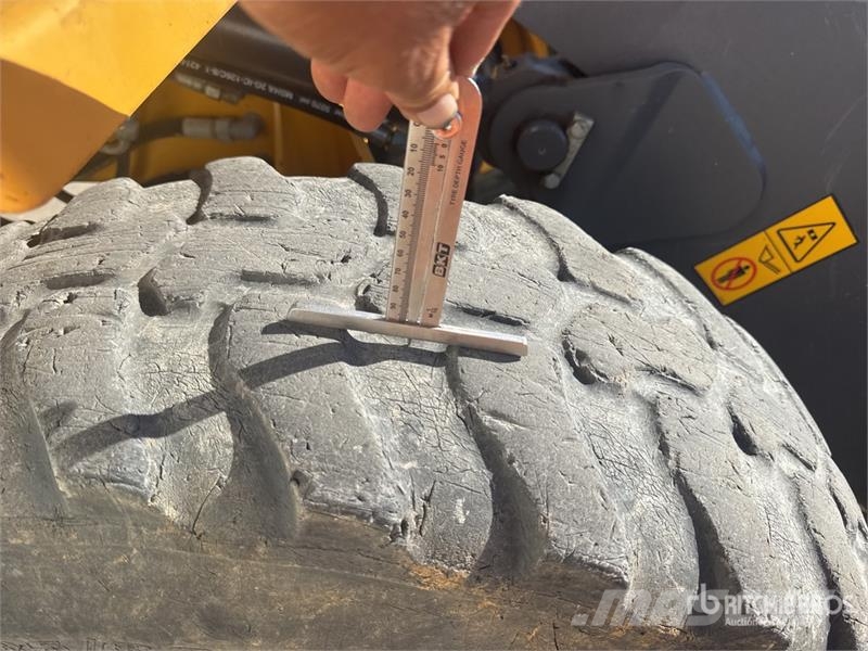 Volvo L30G Chargeuse Sur Pneus Wheel Loader Kolesové nakladače