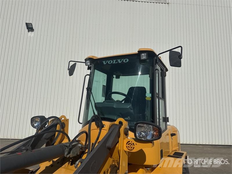 Volvo L30G Chargeuse Sur Pneus Wheel Loader Kolesové nakladače