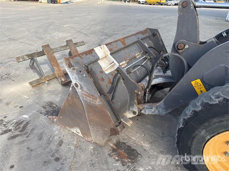 Volvo L30G Chargeuse Sur Pneus Wheel Loader Chargeuse sur pneus
