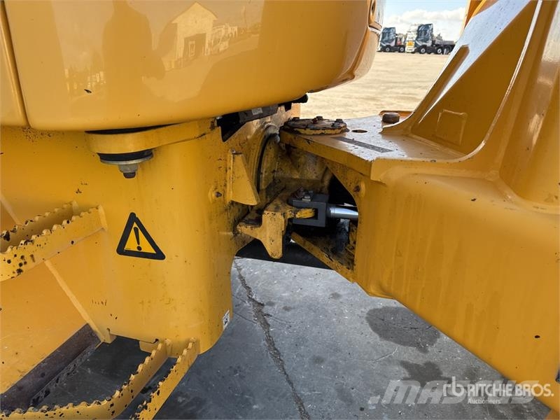 Volvo L30G Chargeuse Wheel Loader Gumikerekes homlokrakodók