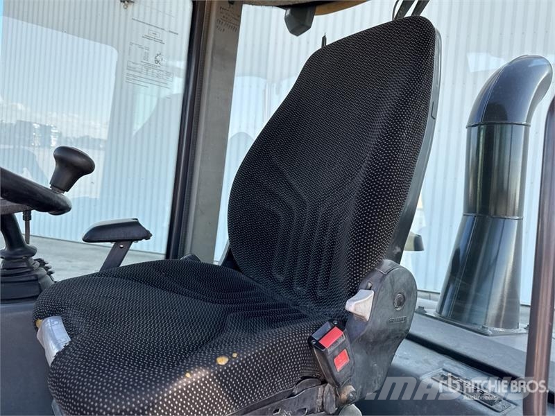 Volvo L30G Chargeuse Wheel Loader Gumikerekes homlokrakodók