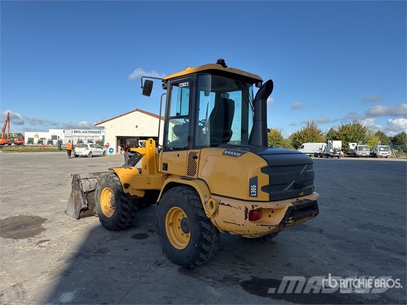 Volvo L30G Chargeuse Wheel Loader Gumikerekes homlokrakodók