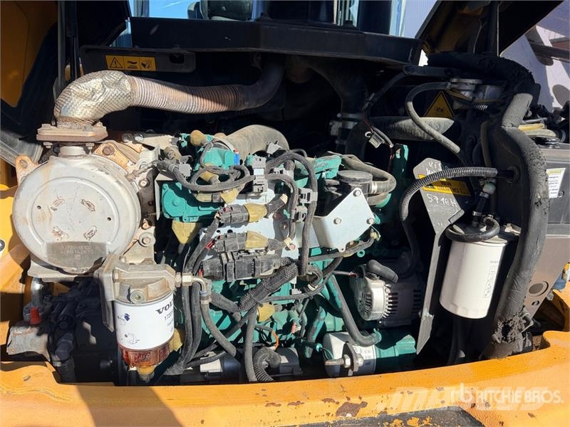 Volvo L30G Chargeuse Wheel Loader Gumikerekes homlokrakodók