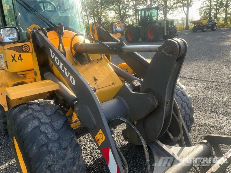 Volvo L30G Wheel Loader Kolesni nakladalci