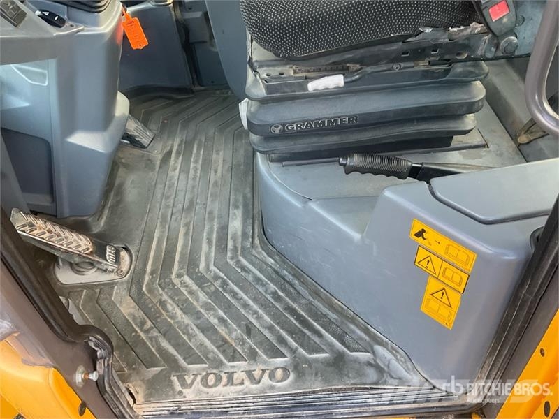 Volvo L30G Wheel Loader Kolesni nakladalci