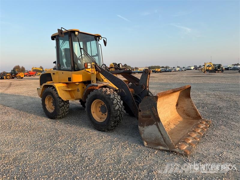 Volvo L35GS Wheel Loader Pale gommate