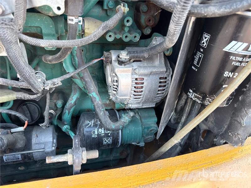 Volvo L35GS Wheel Loader Pale gommate