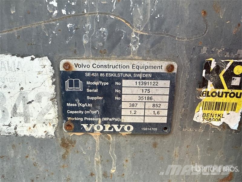Volvo L35GS Wheel Loader Pale gommate