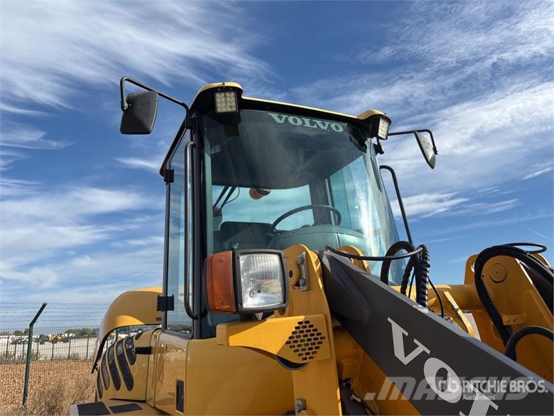 Volvo L45B Wheel Loader 轮式装载机
