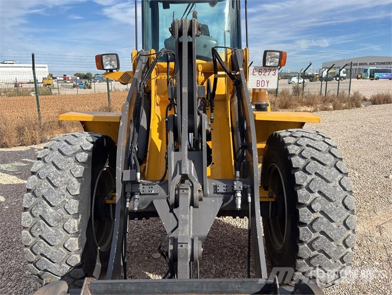 Volvo L45B Wheel Loader 轮式装载机