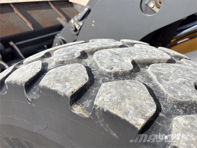 Volvo L45B Wheel Loader 轮式装载机