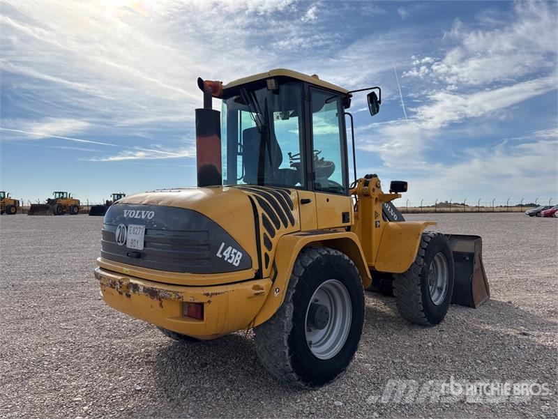 Volvo L45B Wheel Loader 轮式装载机