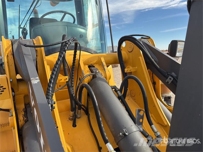 Volvo L45B Wheel Loader 轮式装载机