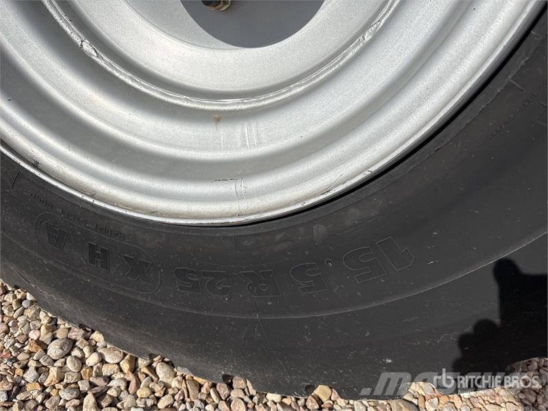 Volvo L45B Wheel Loader 轮式装载机