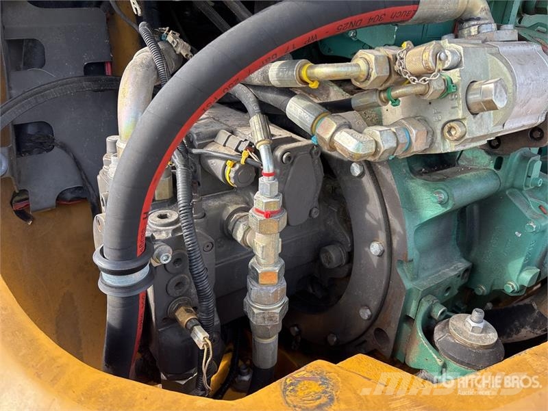 Volvo L45B Wheel Loader 轮式装载机