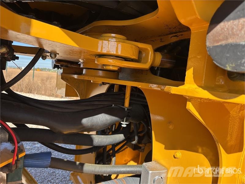 Volvo L60F Wheel Loader 輪胎式裝載機