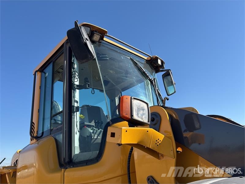 Volvo L60F Wheel Loader 輪胎式裝載機