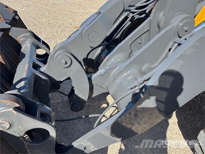 Volvo L60F Wheel Loader 輪胎式裝載機