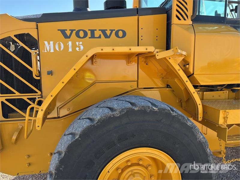 Volvo L60F Wheel Loader 輪胎式裝載機