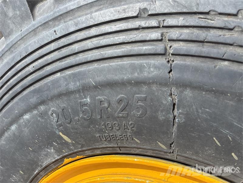 Volvo L60F Wheel Loader 輪胎式裝載機