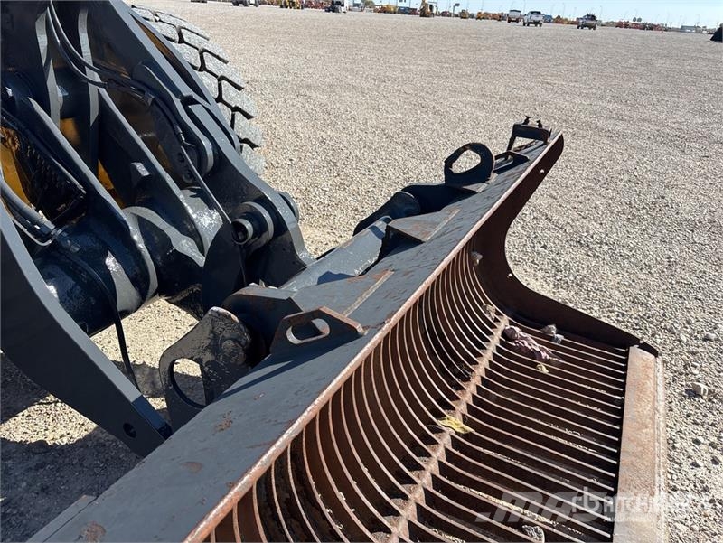 Volvo L60F Wheel Loader 輪胎式裝載機