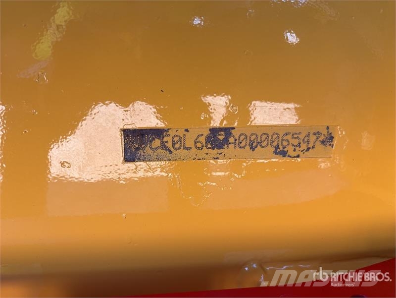 Volvo L60F Wheel Loader 輪胎式裝載機