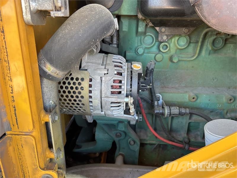 Volvo L60F Wheel Loader 輪胎式裝載機