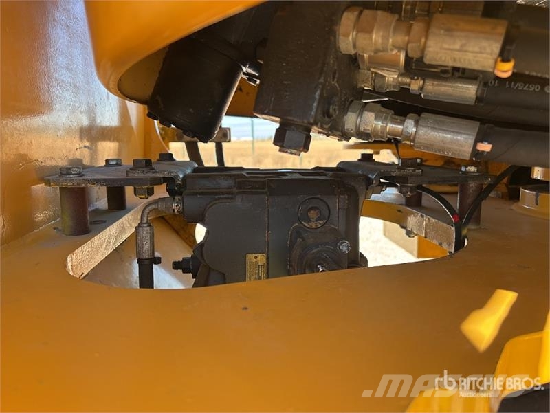 Volvo L60F Wheel Loader 輪胎式裝載機