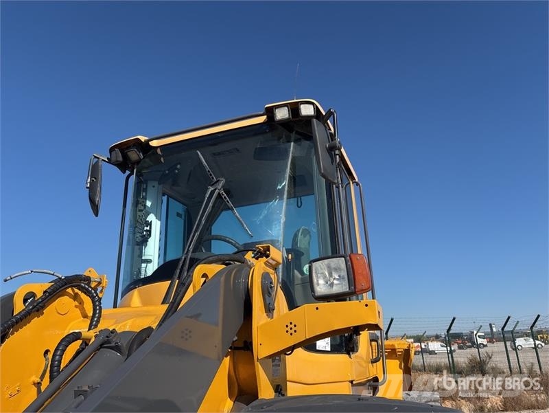 Volvo L60F Wheel Loader 輪胎式裝載機