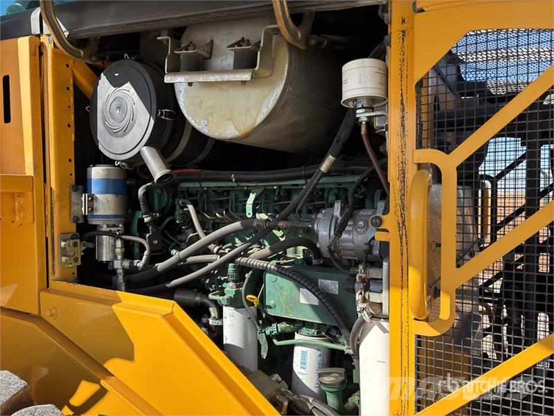 Volvo L60F Wheel Loader 輪胎式裝載機