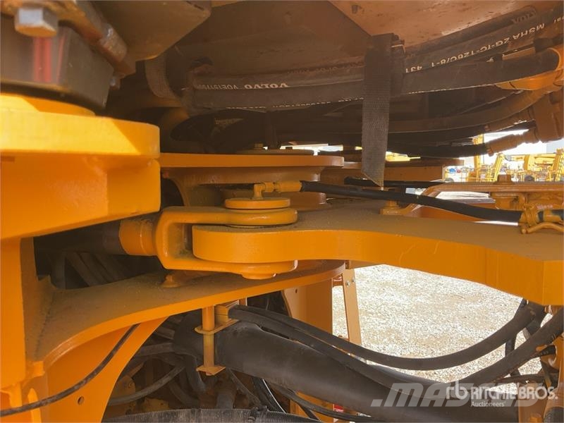 Volvo L90H High Lift Wheel Loader Cargadoras sobre ruedas