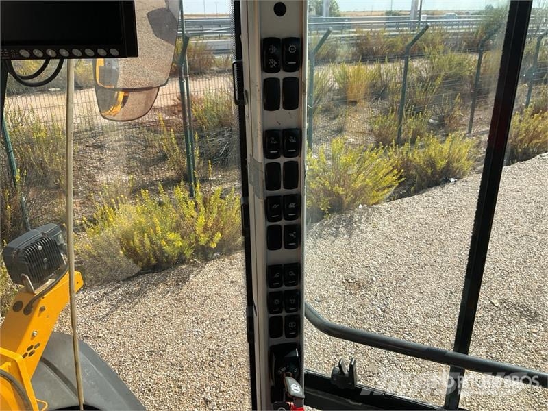 Volvo L90H High Lift Wheel Loader Cargadoras sobre ruedas