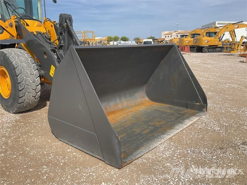 Volvo L90H High Lift Wheel Loader Cargadoras sobre ruedas